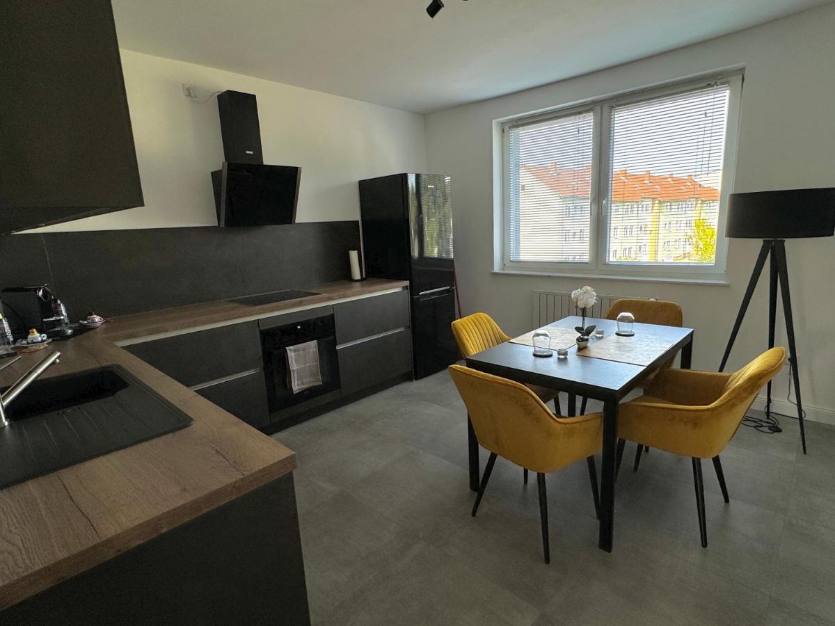 Moderne 2-Zimmer Wohnung Im Zentrum Von Wolfsburg Exterior photo